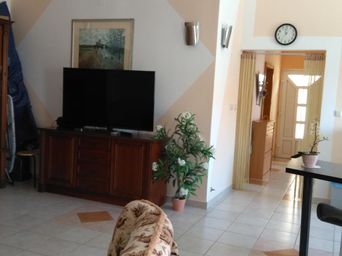 Apartmani Korade ヴィル エクステリア 写真